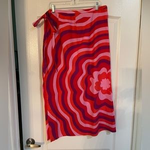 Zara bold colors print skirt with tie. Size XL. Never worn.